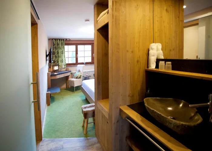 ゲストハウス Landgasthof 